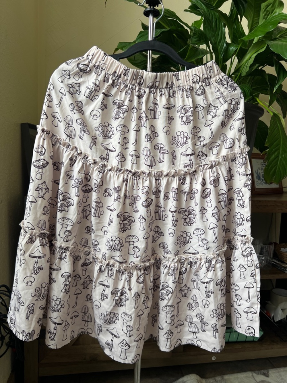 ROMWE Beige Mushroom Print Tiered A-Line Skirt